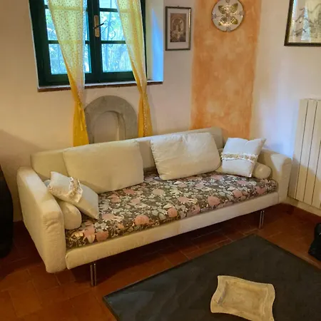 Le Colline Apartment Montescudaio